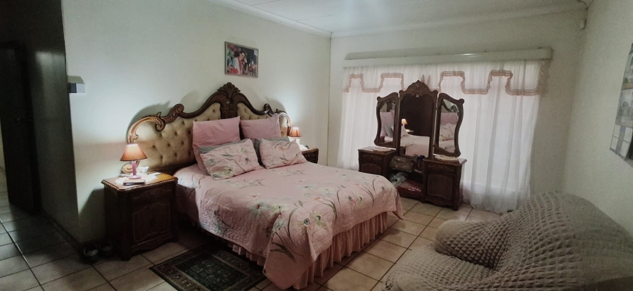 3 Bedroom Property for Sale in La Hoff North West